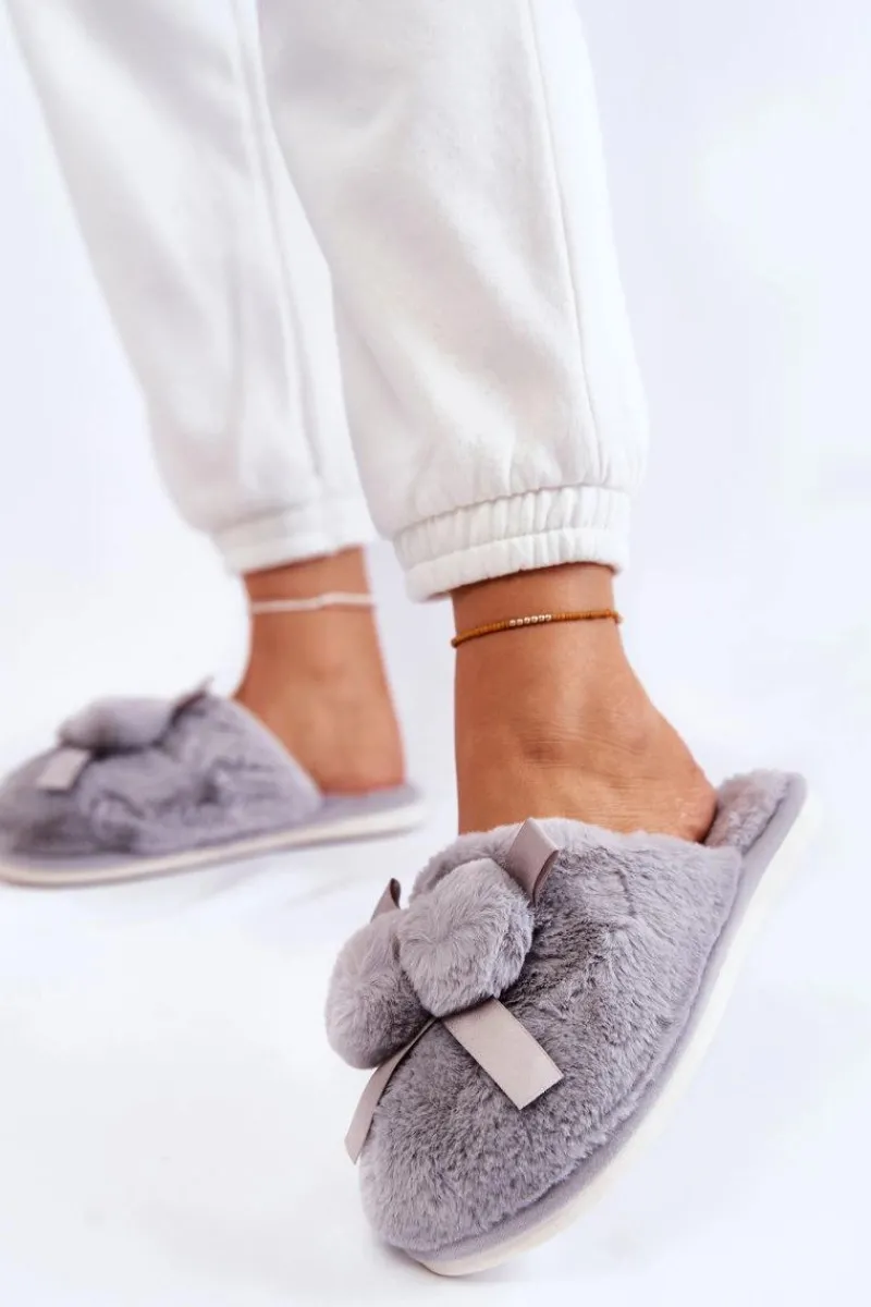 Clearance Damskie Futrzane Papcie Z Pomponami Szare Castello Damskie Kapcie Klasyczne