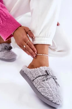 Kapcie Klasyczne><noscript><img width=