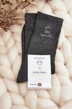 Outlet Just Play Damskie Gładkie Skarpety Z Napisem Ciemnoszare