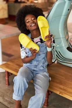 New Big Star Shoes Damskie Klapki Big Star HH274A040 Żółte