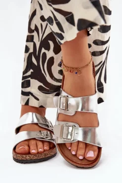 Outlet Evento Damskie Klapki Na Korkowej Platformie Z Klamrami Srebrne Vesina Srebrny