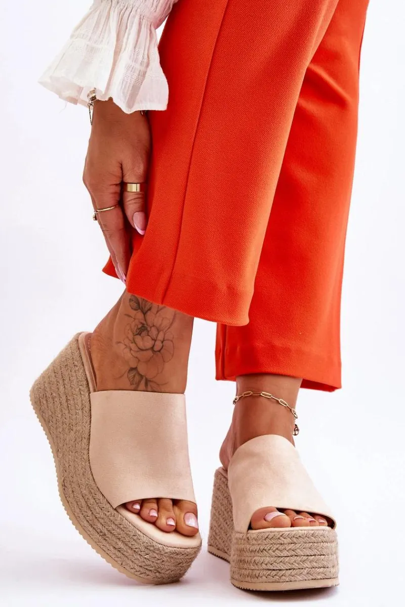 Klapki Na Koturnie|Klapki Na Platformie>Boto Damskie Klapki Na Koturnie I Platformie Beżowe Ysabel