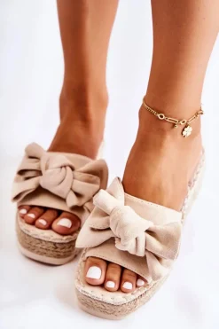 New Damskie Klapki Na Koturnie Z Kokardą Beżowe Tayla Damskie Klapki Na Koturnie|Klapki Na Obcasie