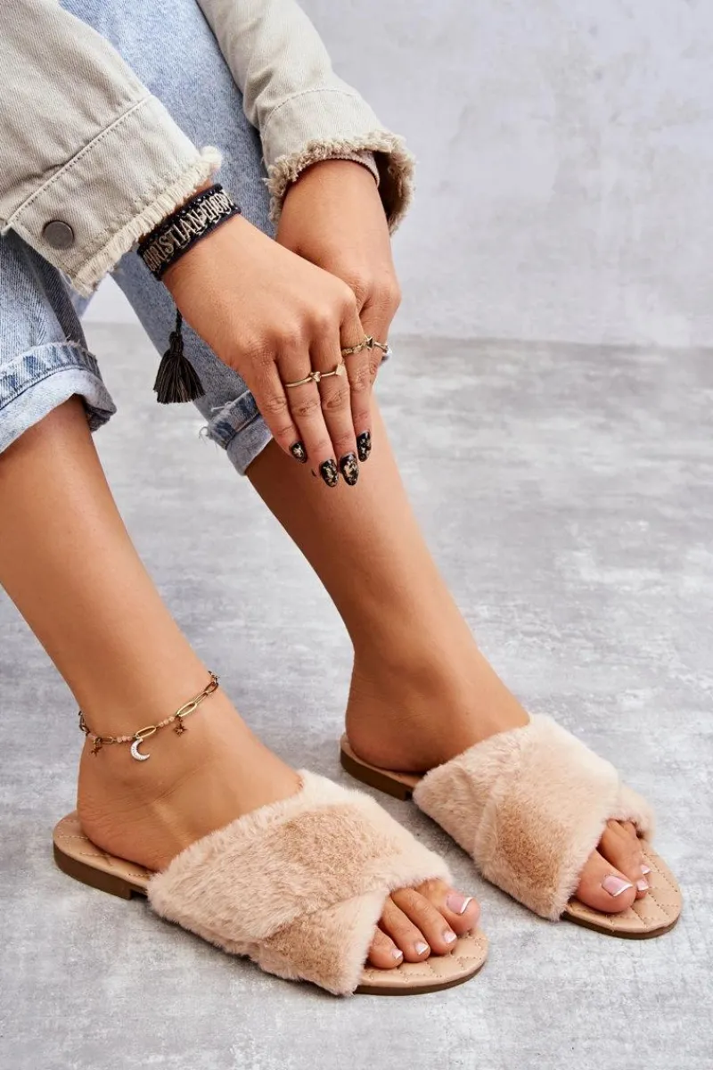 Sale Damskie Klapki Na Płaskim Obcasie Z Futerkiem Nude Lussie Damskie Klapki Z Futerkiem|Klapki Damskie Klasyczne