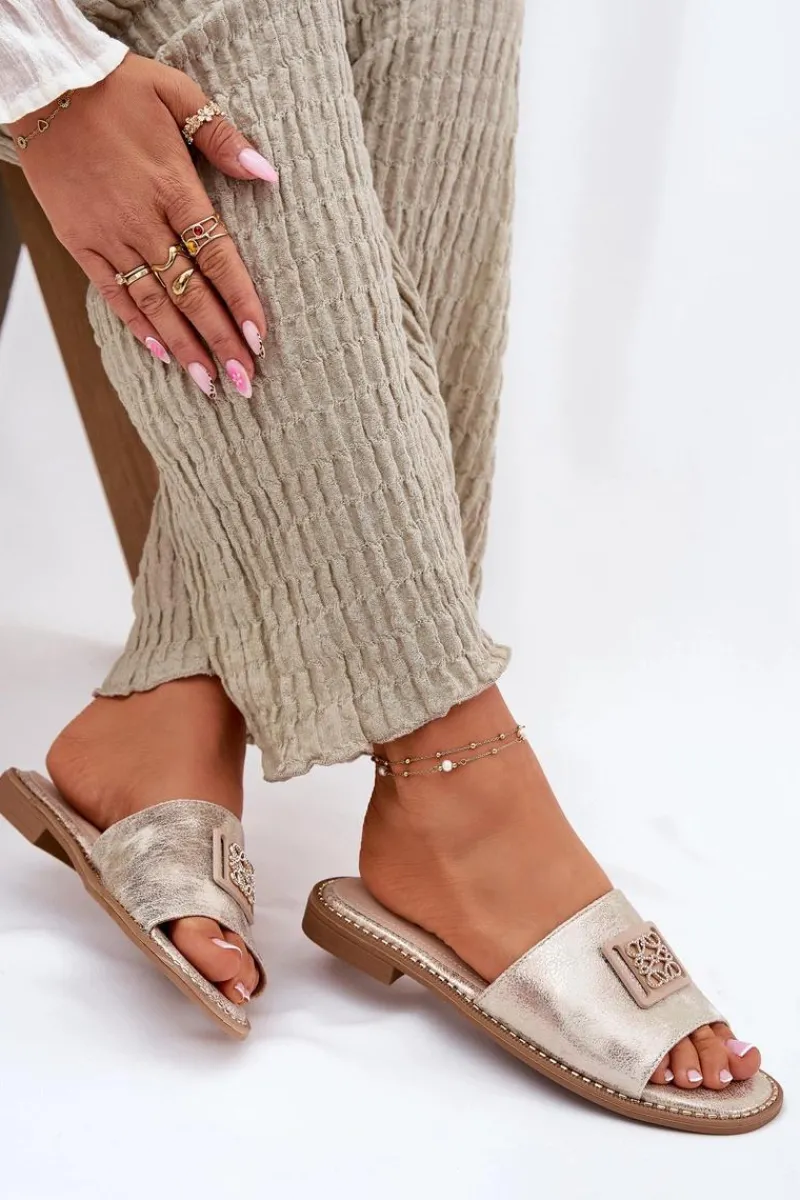 Best Damskie buty S.Barski Damskie Klapki Na Płaskim Obcasie Z Ozdobą S.Barski KV51-089 Złote