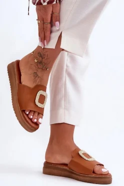 Online Damskie Klapki Na Platformie Z Ozdobą Brązowe Denicia Damskie Klapki Na Platformie|Klapki Damskie Klasyczne