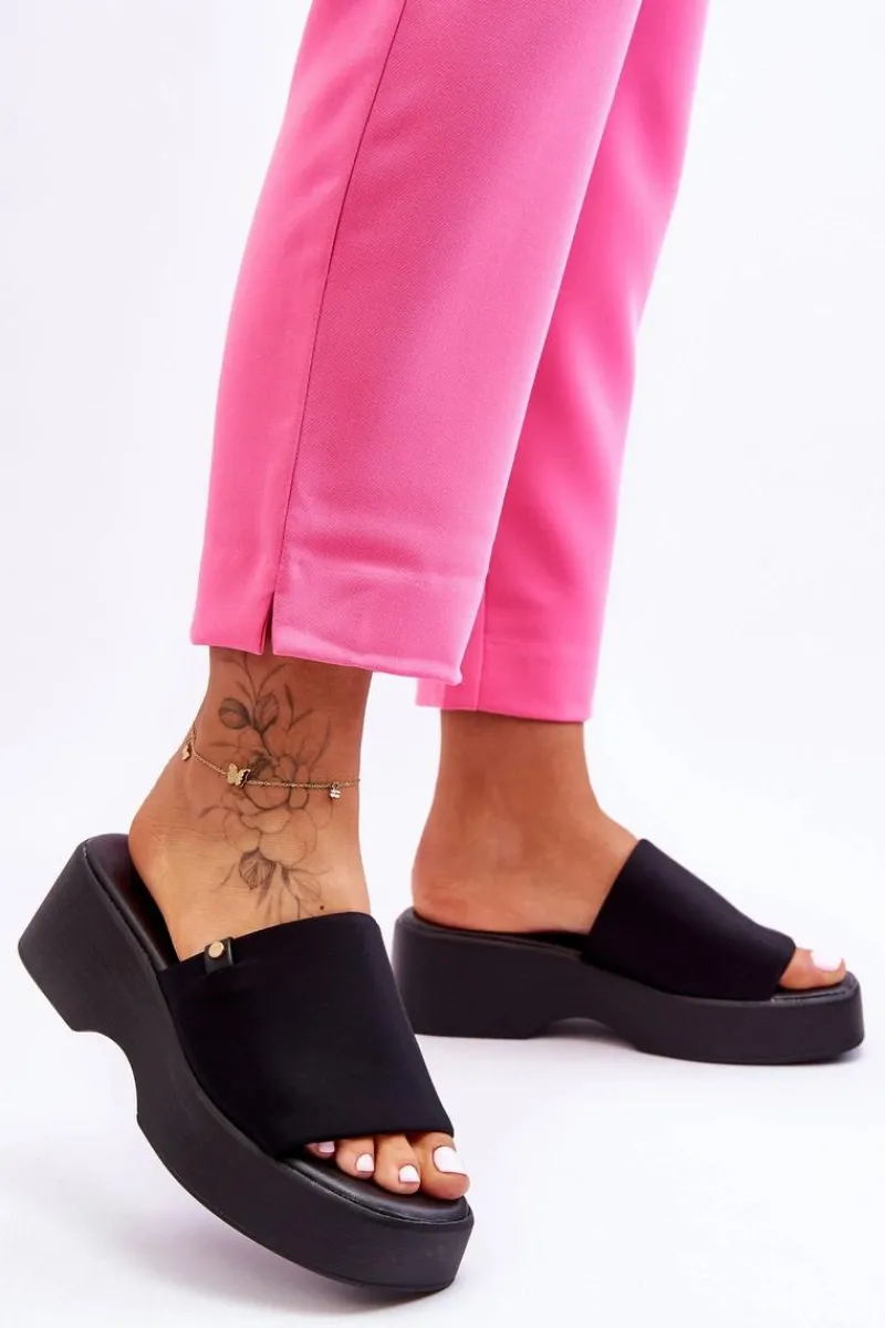 Klapki Na Platformie|Klapki Damskie Klasyczne>Evento Damskie Klapki Na Platformie Czarne Carmela