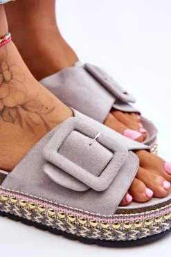 Sale Damskie Klapki Na Zdobionej Platformie Szare Joyce Damskie Klapki Na Platformie