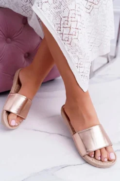 Klapki Damskie Klasyczne><noscript><img width=