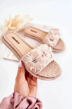 Sale Damskie Klapki Z Materiałowymi Kwiatami Beżowe Susana Damskie Klapki Damskie Klasyczne