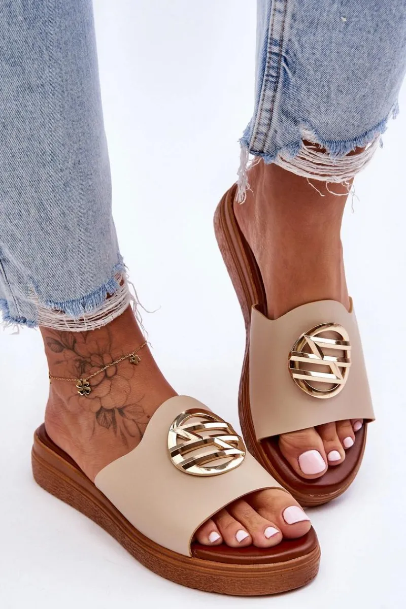 Klapki Na Platformie|Klapki Damskie Klasyczne>Boto Damskie Klapki Z Ozdobą Beżowe Secrets