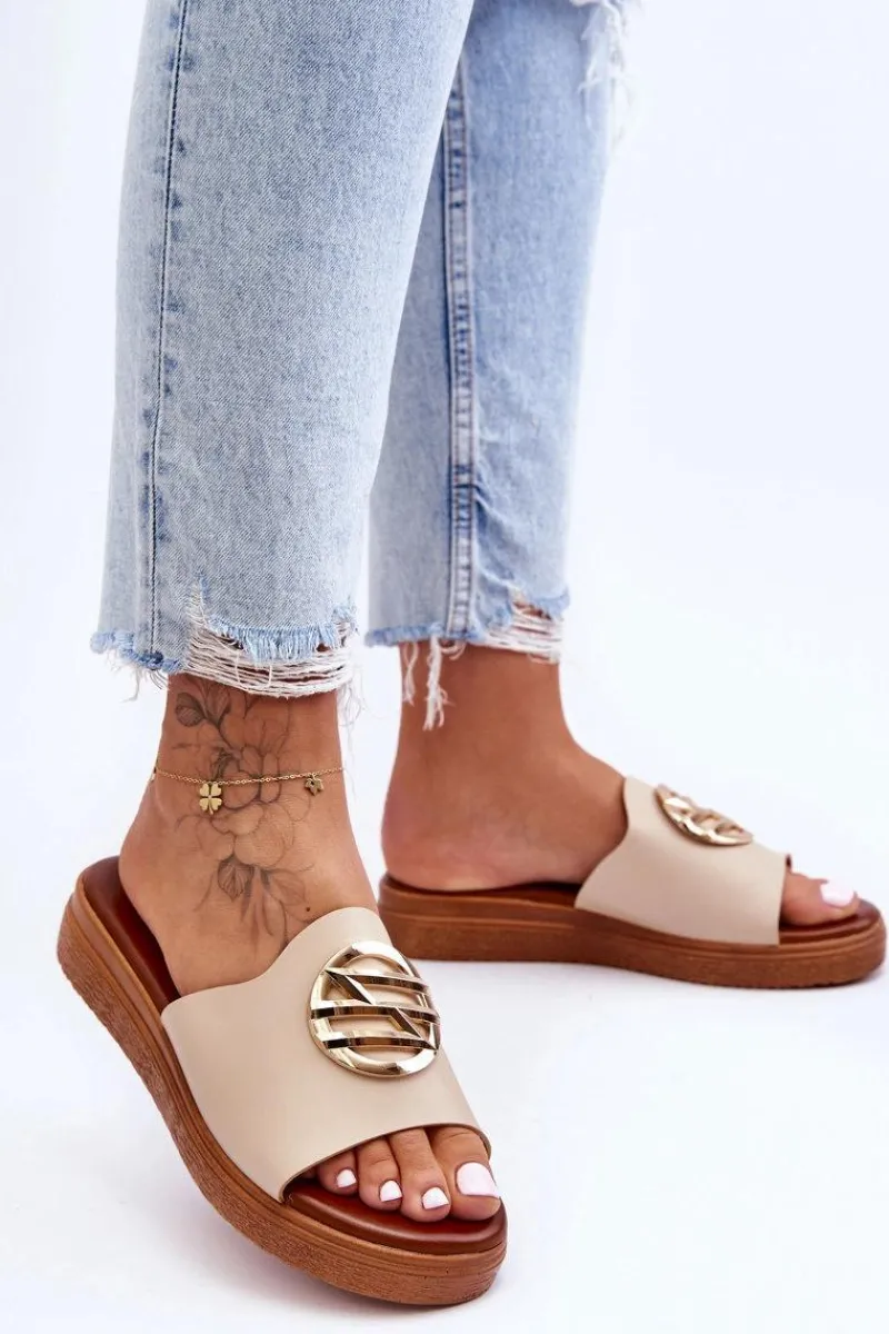 Klapki Na Platformie|Klapki Damskie Klasyczne>Boto Damskie Klapki Z Ozdobą Beżowe Secrets