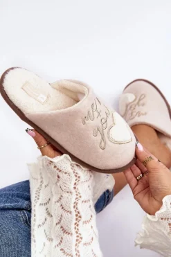 Kapcie Klasyczne><noscript><img width=