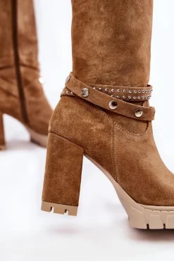 Kozaki Wiosenne|Kozaki Przed Kolano><noscript><img width=