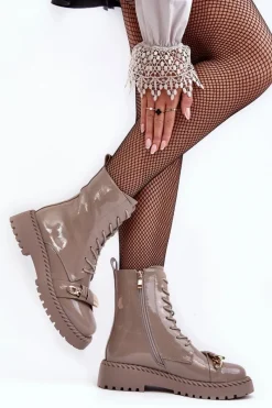 Online Damskie buty S.Barski Damskie Lakierowane Botki Workery Z Ozdobą Beżowe S.Barski MR870-67 Beżowy