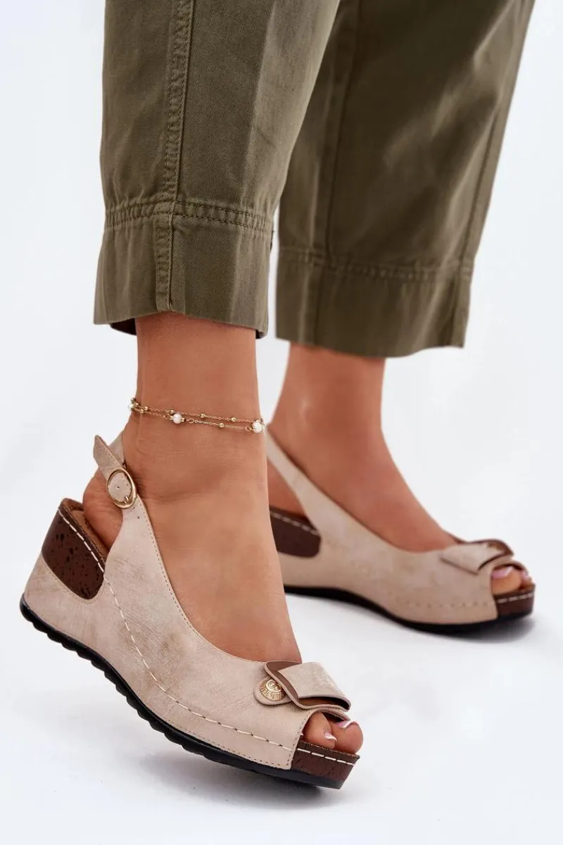 Online Evento Damskie Lekkie Sandały Na Koturnie Comfort Shoes Beżowo-Złote Efravia