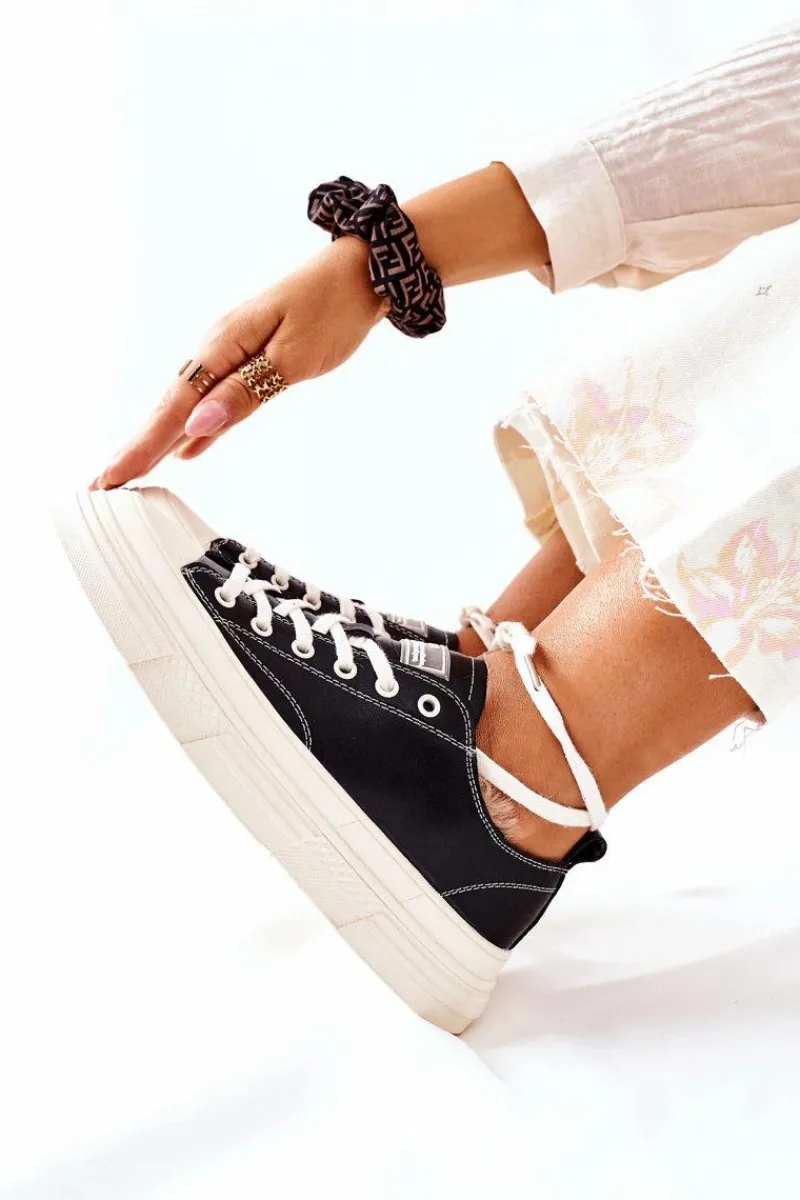 Clearance GOE Damskie Ocieplane Trampki II2N4035 Czarne