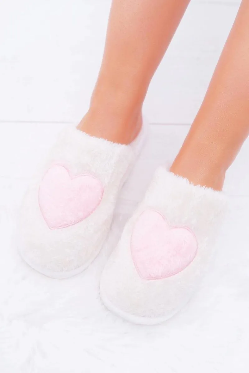 Kapcie Klasyczne>Boto Damskie Papcie Serca Beżowe