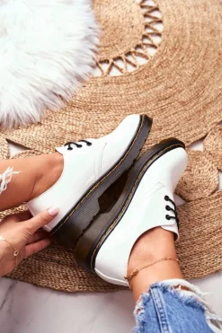 Półbuty Lakierowane><noscript><img width=