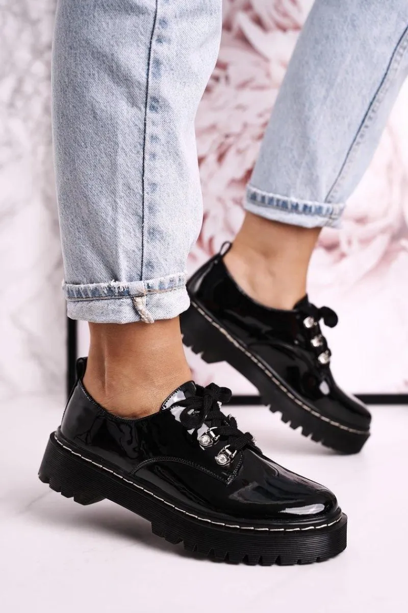 Hot Damskie Półbuty Oxfordy Na Platformie S.Barski HX15 Lakierowane Czarne Damskie Półbuty Lakierowane