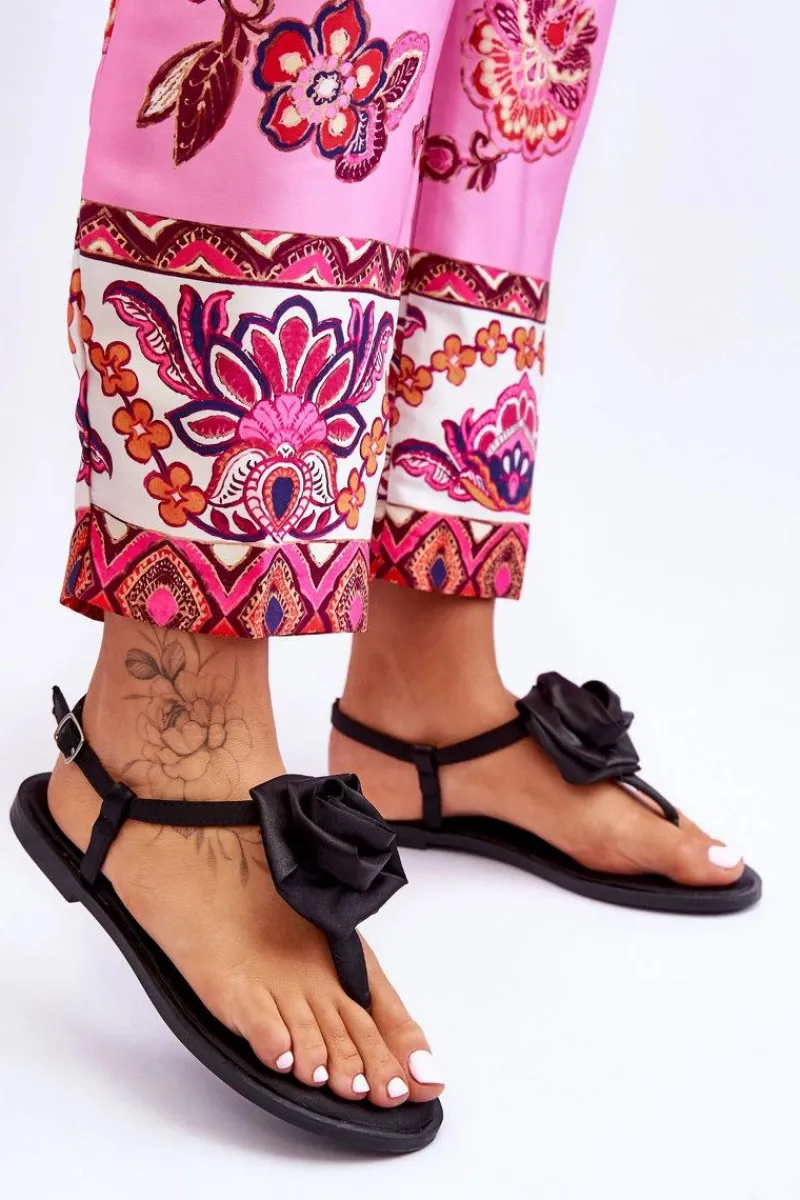 Sandały Płaskie>Boto Damskie Sandały Japonki Z Materiałową Różą Czarne Carisma