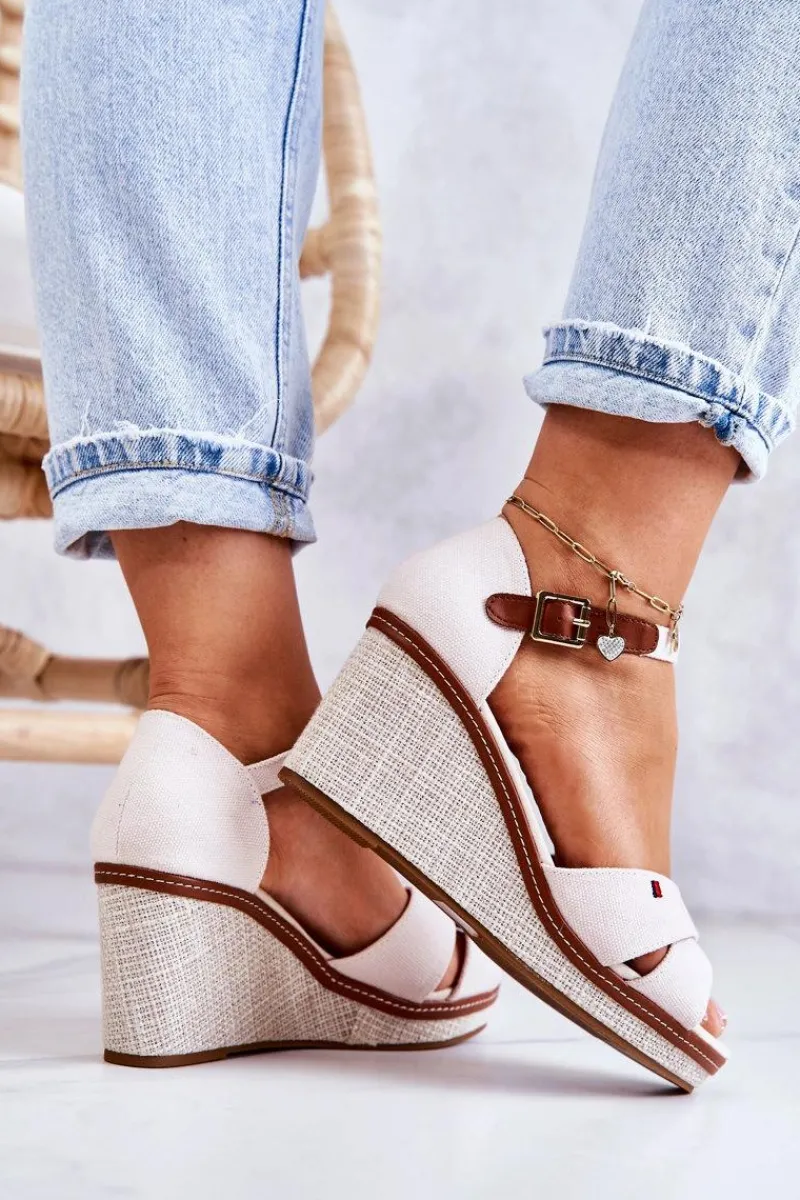 Outlet Boto Damskie Sandały Na Koturnie Beżowe Veenus