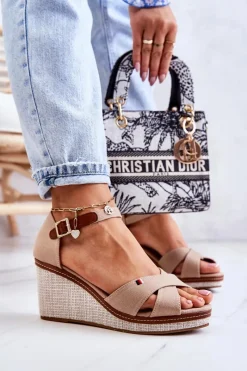 Discount Damskie Sandały Na Koturnie Ciemnobeżowe Veenus Damskie Sandały Na Koturnie