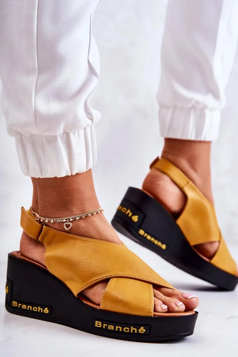 Sandały Na Koturnie>Buty damskie Vinceza Damskie Sandały Na Rzep Żółte Amaze