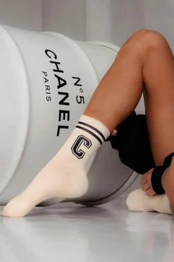 Skarpetki|Skarpetki>Milena Damskie Skarpetki Z Paskami I Literą C Ecru Biały