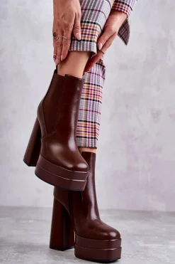 Botki Na Słupku|Brązowe I Beżowe Botki><noscript><img width=