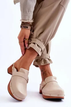 Outlet Damskie Skórzane Klapki Chodaki Beżowe Fanett Damskie Klapki Damskie Klasyczne