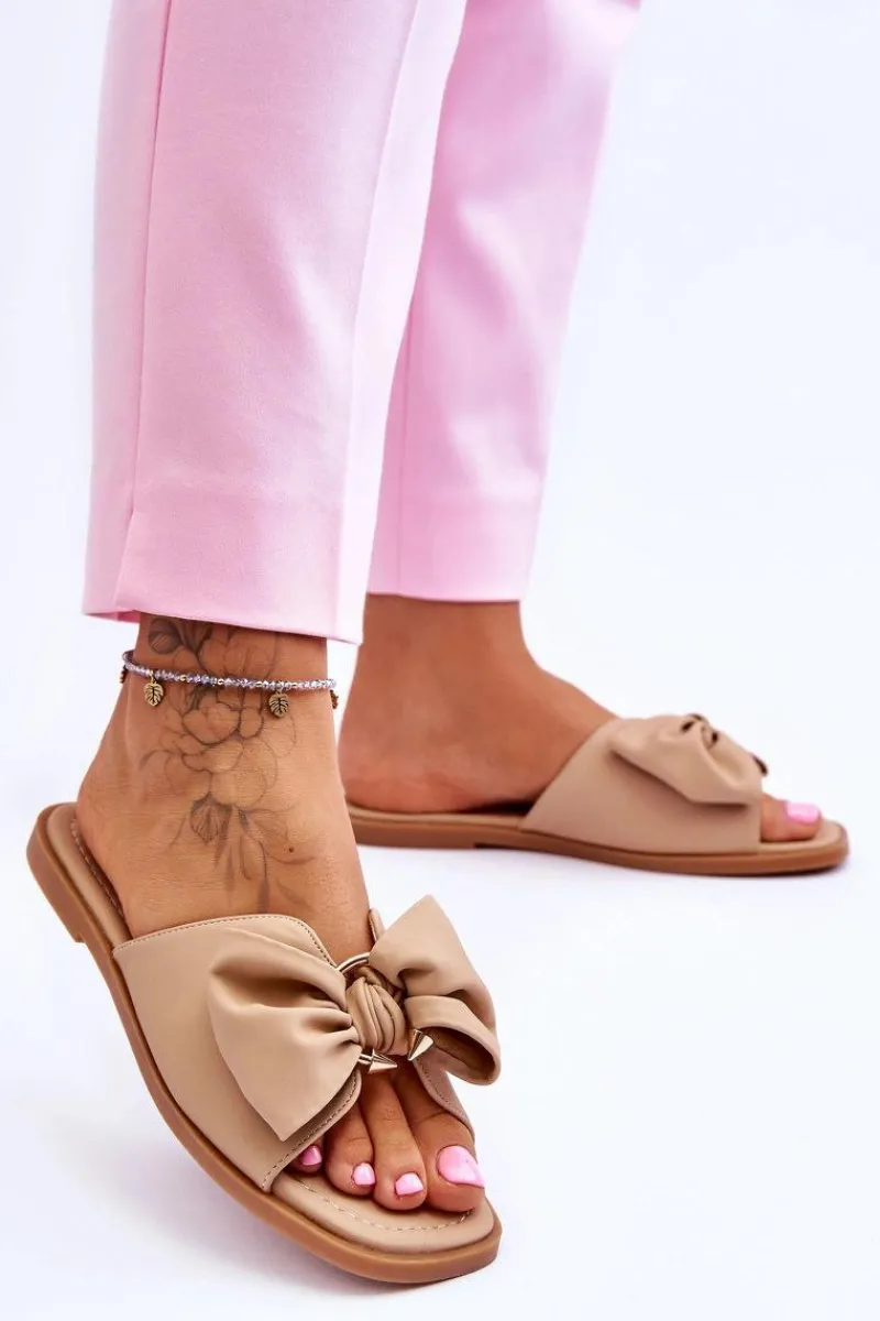 Klapki Damskie Klasyczne>Evento Damskie Skórzane Klapki Z Kokardą Beżowe Becky Beżowy