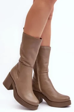 Kozaki Wiosenne|Kozaki Przed Kolano><noscript><img width=