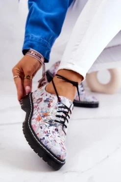 Półbuty Skórzane></noscript>Maciejka Damskie Skórzane Półbuty Oxfordy 4087A-38 Białe W Kwiaty