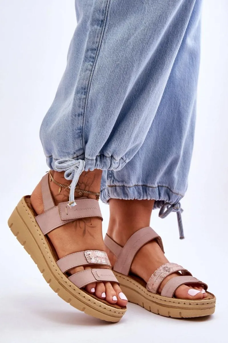 Damskie Skórzane Sandałki Na Rzep Różowe Fresh Look Damskie Sandały Na Koturnie