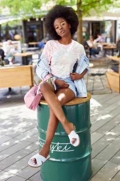 Klapki Damskie Klasyczne><noscript><img width=