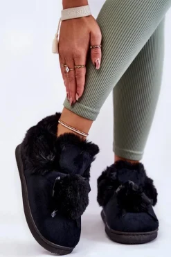 Kapcie Klasyczne>Boto Damskie Wsuwane Futrzane Papcie Z Pomponem Czarne Noemi