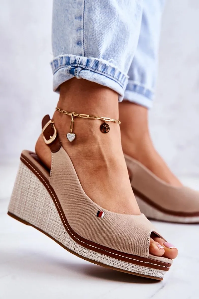 Outlet Damskie Wygodne Sandały Na Koturnie Ciemnobeżowe Thallas Damskie Sandały Na Koturnie