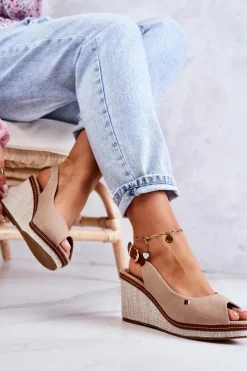 Outlet Damskie Wygodne Sandały Na Koturnie Ciemnobeżowe Thallas Damskie Sandały Na Koturnie