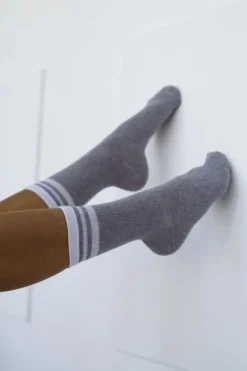 Hot Milena Damskie Wysokie Skarpetki W Prążek Z Paskami Szare