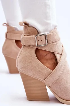 Botki Na Słupku|Brązowe I Beżowe Botki><noscript><img width=