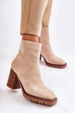 Botki Na Słupku|Brązowe I Beżowe Botki><noscript><img width=