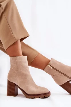 Botki Na Słupku|Brązowe I Beżowe Botki><noscript><img width=