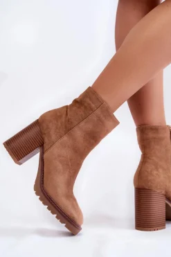 Botki Na Słupku|Brązowe I Beżowe Botki><noscript><img width=