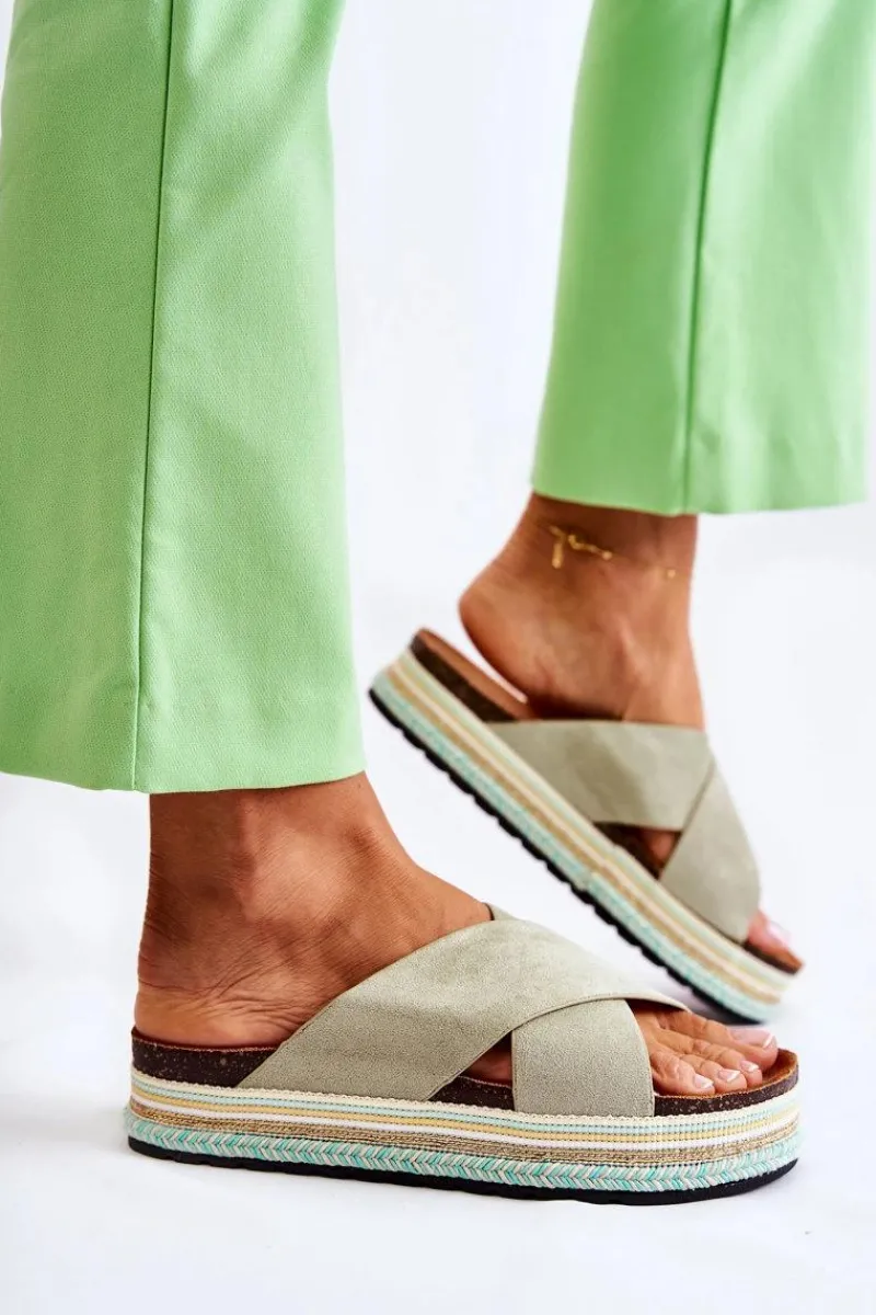 Online Damskie Zamszowe Klapki Na Platformie Zielone Neriko Damskie Klapki Na Platformie|Klapki Damskie Klasyczne