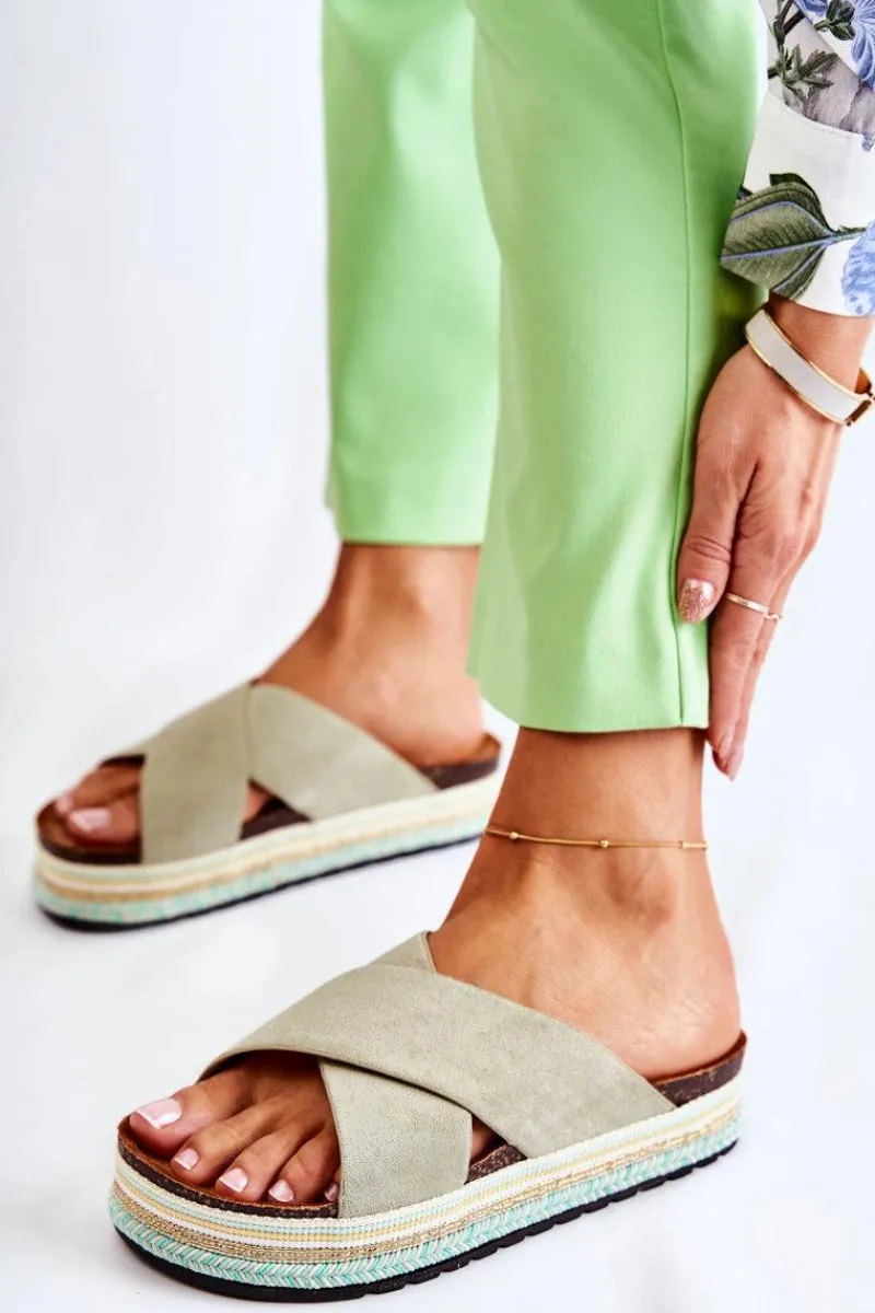 Online Damskie Zamszowe Klapki Na Platformie Zielone Neriko Damskie Klapki Na Platformie|Klapki Damskie Klasyczne