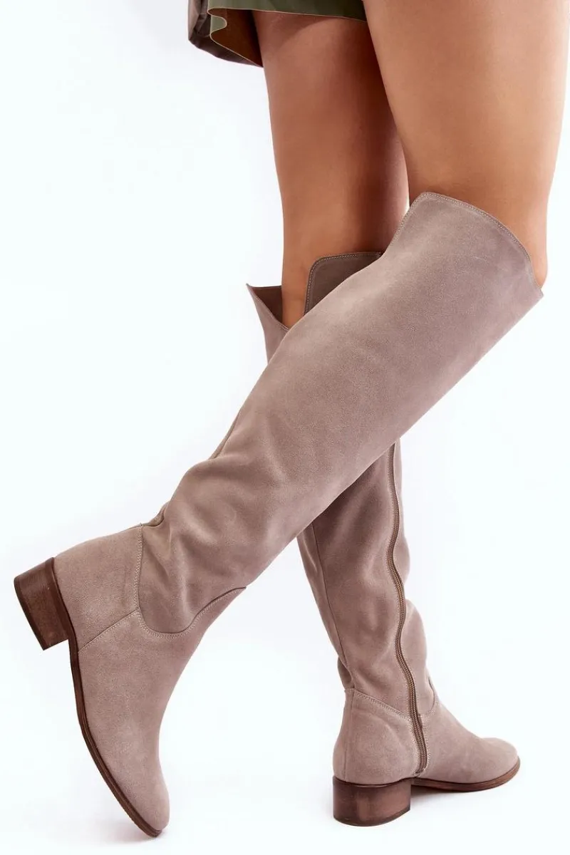 Discount Damskie Zamszowe Kozaki Za Kolano Na Płaskim Obcasie Beżowe Hewanella Damskie Muszkieterki|Kozaki Za Kolano