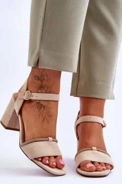 Sandały Na Obcasie>Evento Damskie Zamszowe Sandały Na Niskim Słupku Beżowe Loredo