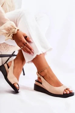 Outlet Damskie Zamszowe Sandały Na Sprzączkę Beżowe Camille Damskie Sandały Na Koturnie