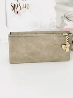 Outlet Duży Damski Beżowy Portfel z Brelokiem Serduszko Portfele